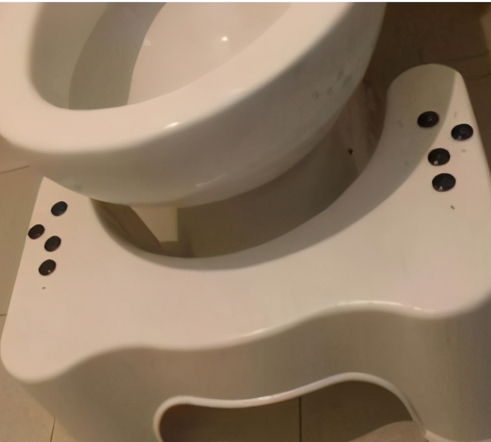 天冷了为什么容易便秘怎样改善,便秘是怎么回事呢