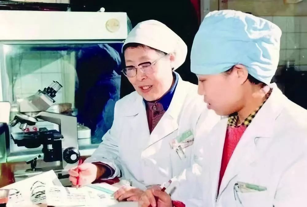 “阿姨您找谁”：三代人的妇产情｜70年，我的家与国