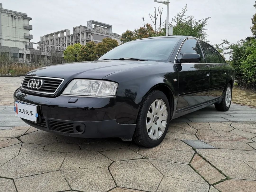 一万多二手车买轿车还是suv,一万左右二手车买自动还是手动