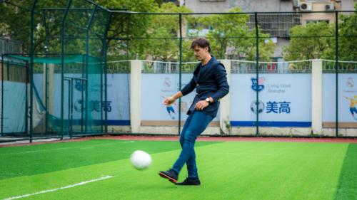 皇马传奇中锋莫伦特斯,新莫伦特斯皇马