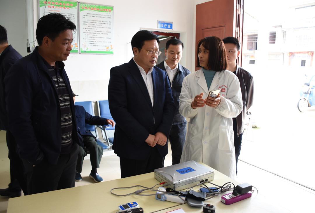 董东明深入园区调研工业项目建设,临川区区委书记董东明