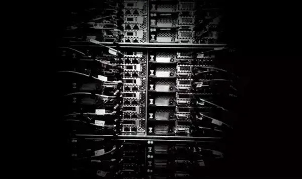 全球互联网巨头往事丨过去30年，中国以芯片为代价换回了云计算