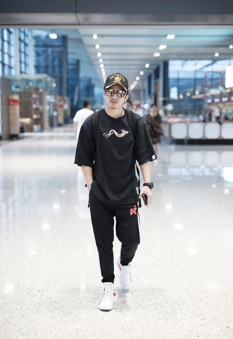 邹市明同款衬衫,邹市明时尚大片