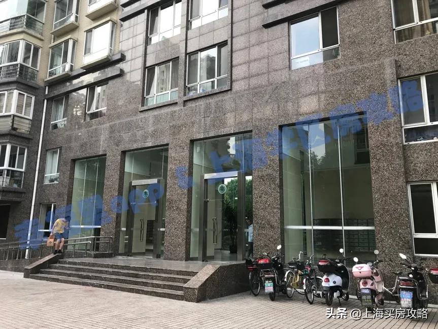 盛世年华的房子值得买,1500万房子推荐