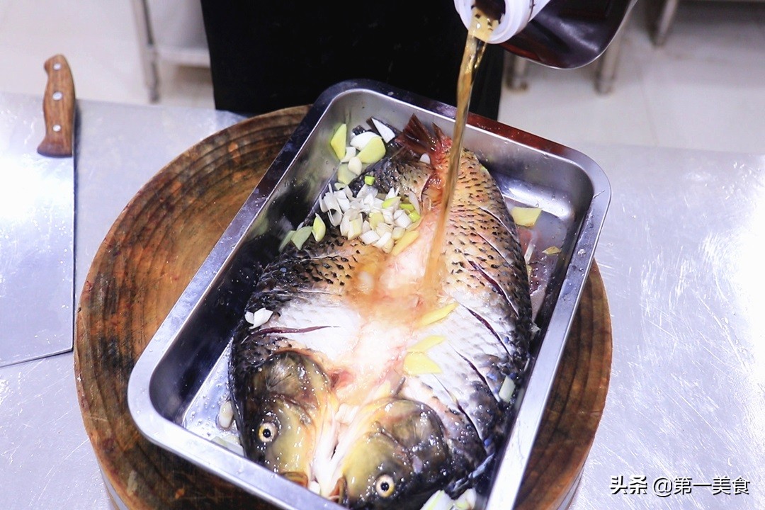 无需烤箱版家庭不辣酱香烤鱼做法,家庭版烤鱼不用烤箱也能做不吃辣