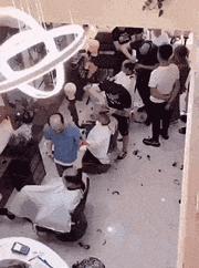 搞笑gif这才是真正的口若悬河,搞笑gif趣图这大概就是爱情吧