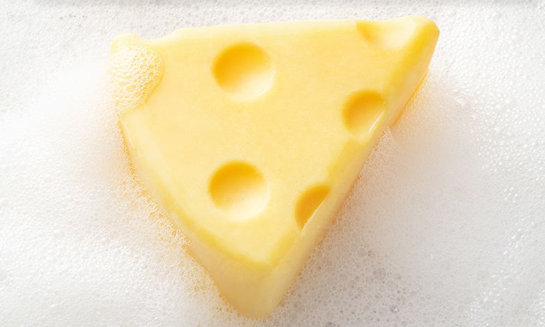 脸上长痘痘的原因和注意事项,脸上长痘痘到底应该怎么解决