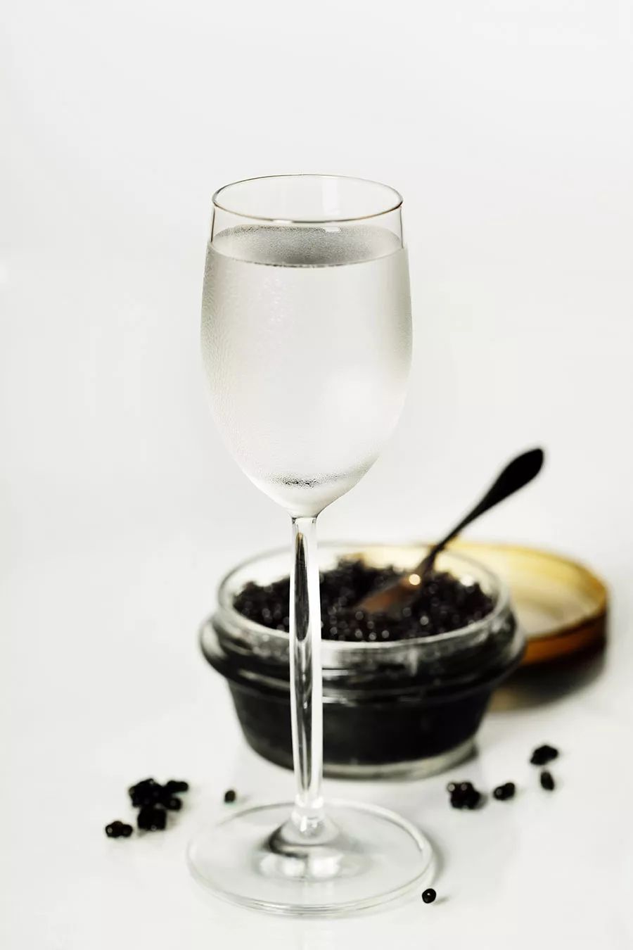 贵过黄金的鱼子酱竟如此接地气,特别昂贵的鱼子酱