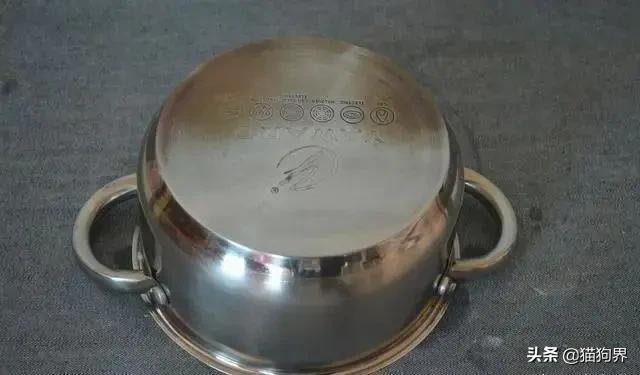 不锈钢锅生锈了怎么去除,不锈钢锅烧焦生锈了能补救吗