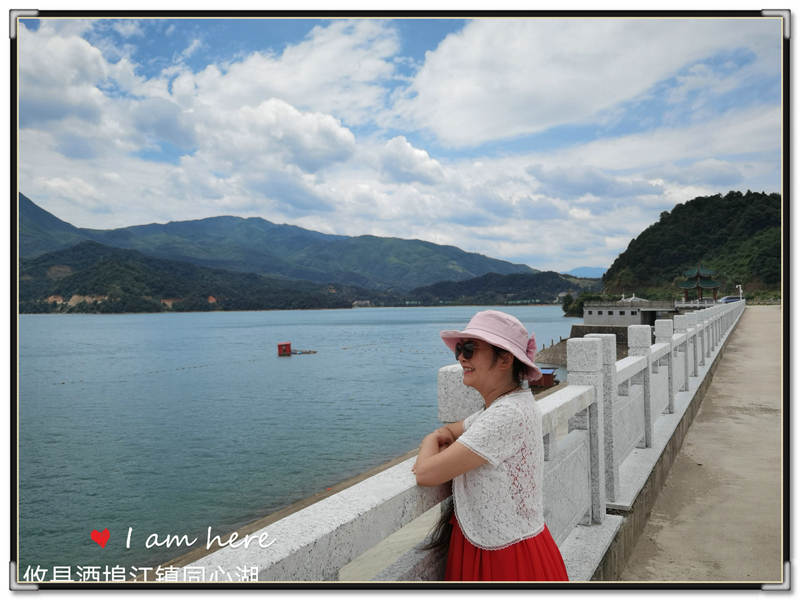 这里美酒飘香！这里人文荟萃！这里五彩璀璨