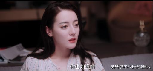 迪丽热巴靠颜值撑起来的造型,迪丽热巴刚出道与现在的对比照