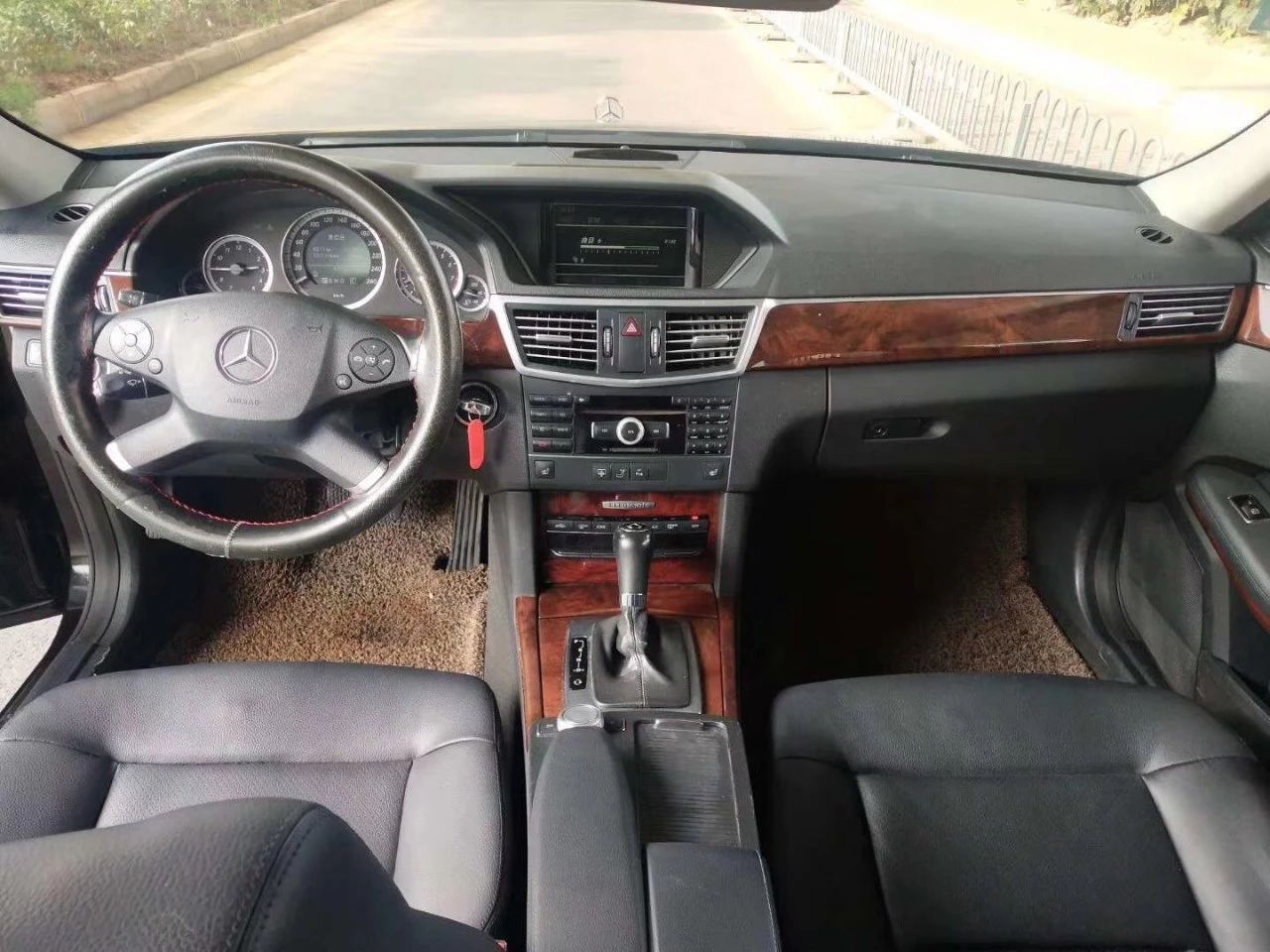 农村小伙买奔驰s级回村,农村小伙买奔驰后续