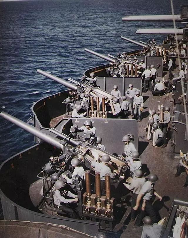 大口径舰炮有多厉害,新型舰炮火力凶猛