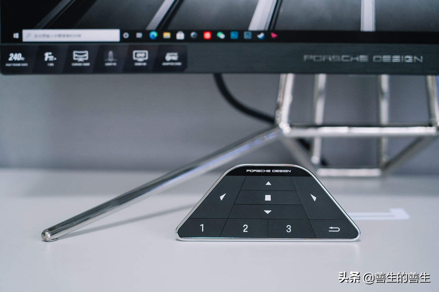 agon显示器保时捷,agon爱攻保时捷联名显示器pd32m