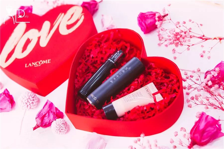 岛城空降信号站？心动预警，前方高甜……“别人家男友”七夕教学