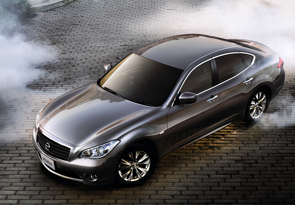 没落的日系三大旗舰车，本田里程、丰田皇冠、日产风雅你都认识吗