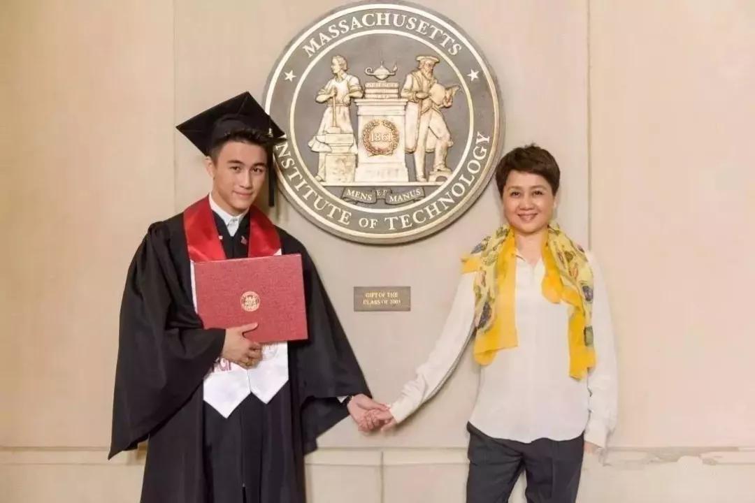 潜伏上海名媛朋友圈,潜伏上海名媛事件