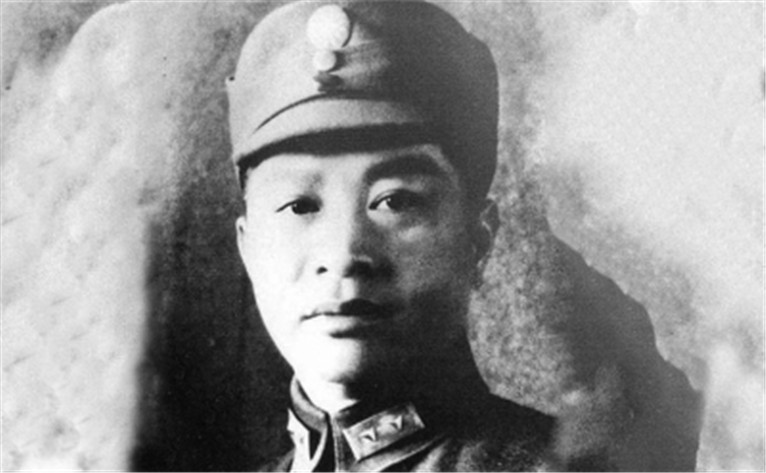 1946年叶挺魂断黑茶山，空难真相是何？周恩来：肯定有人做了手脚