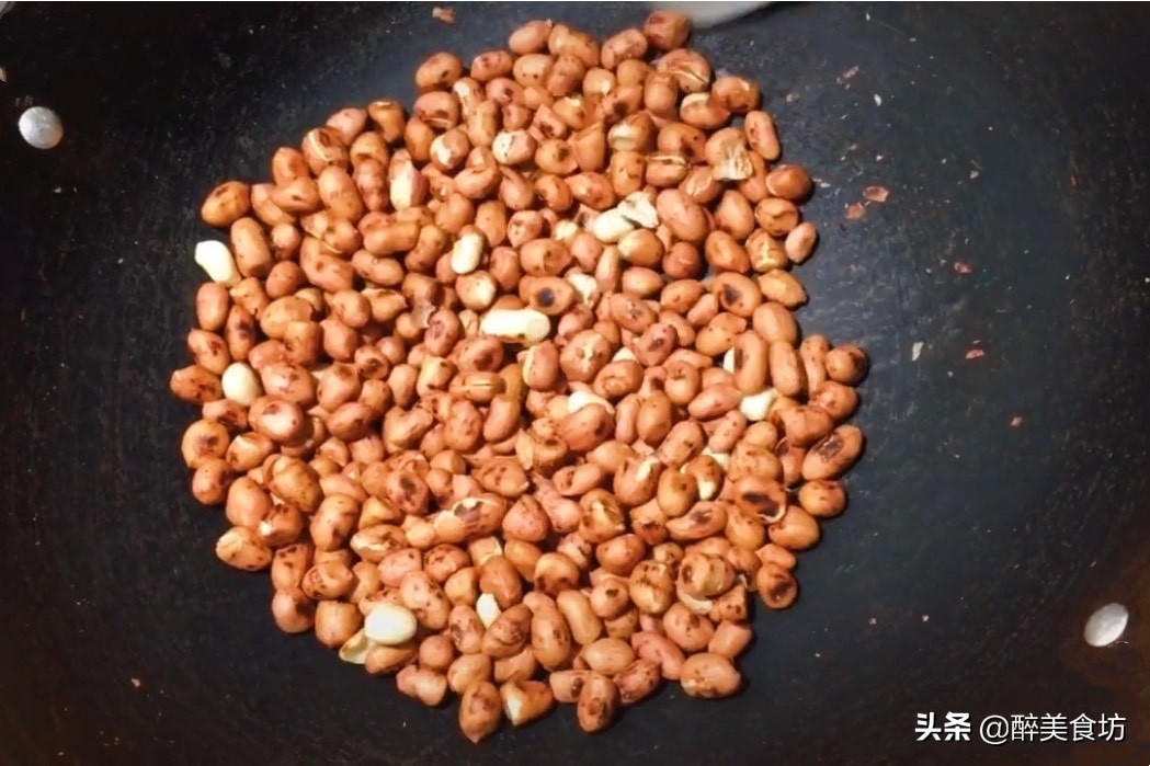 做花生糖的方法不用洗,做手工花生糖用什么糖制作更好