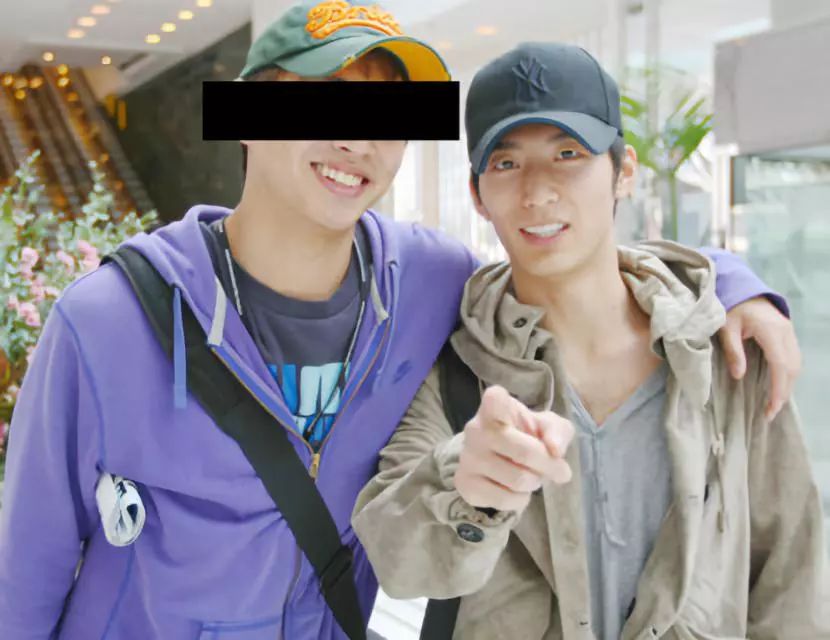 “我，4000万院线电影总导演，入围戛纳，如今在卖火锅底料！”