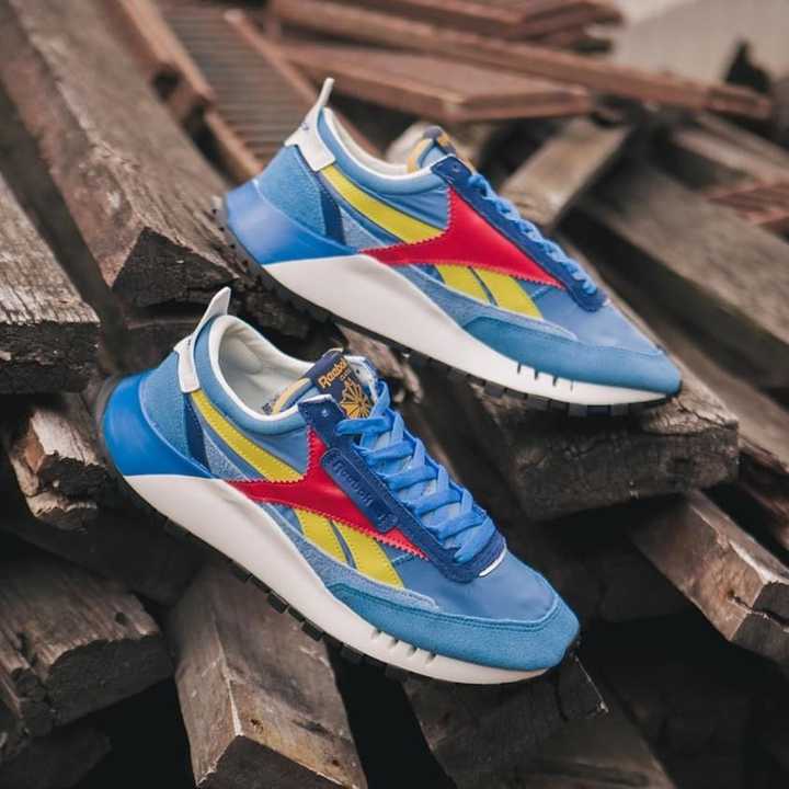 reebok锐步鞋纯黑色,锐步reebok篮球鞋怎么样