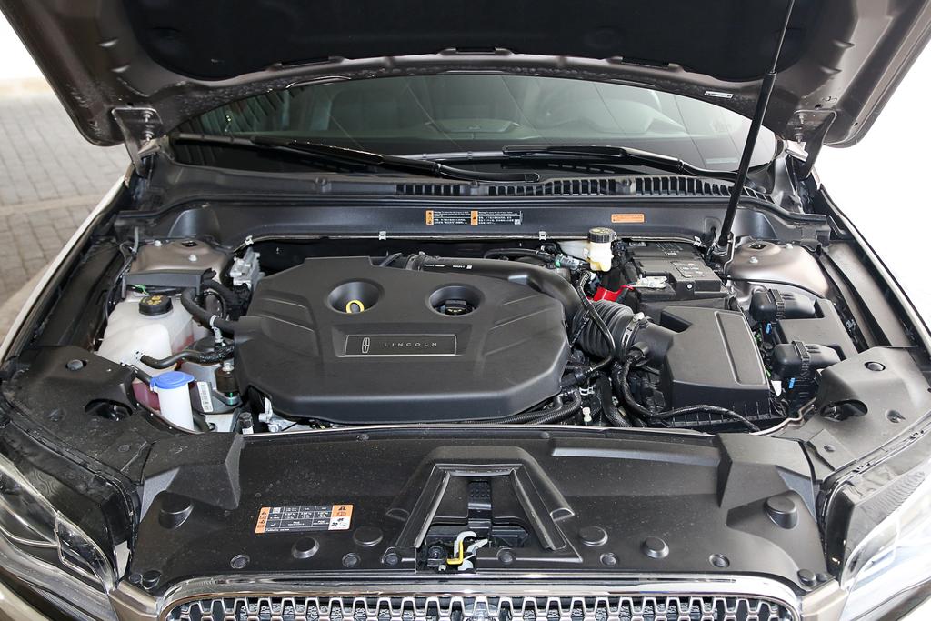 叫好不叫座的一款车，林肯MKZ实力不错，为何总被人所低估