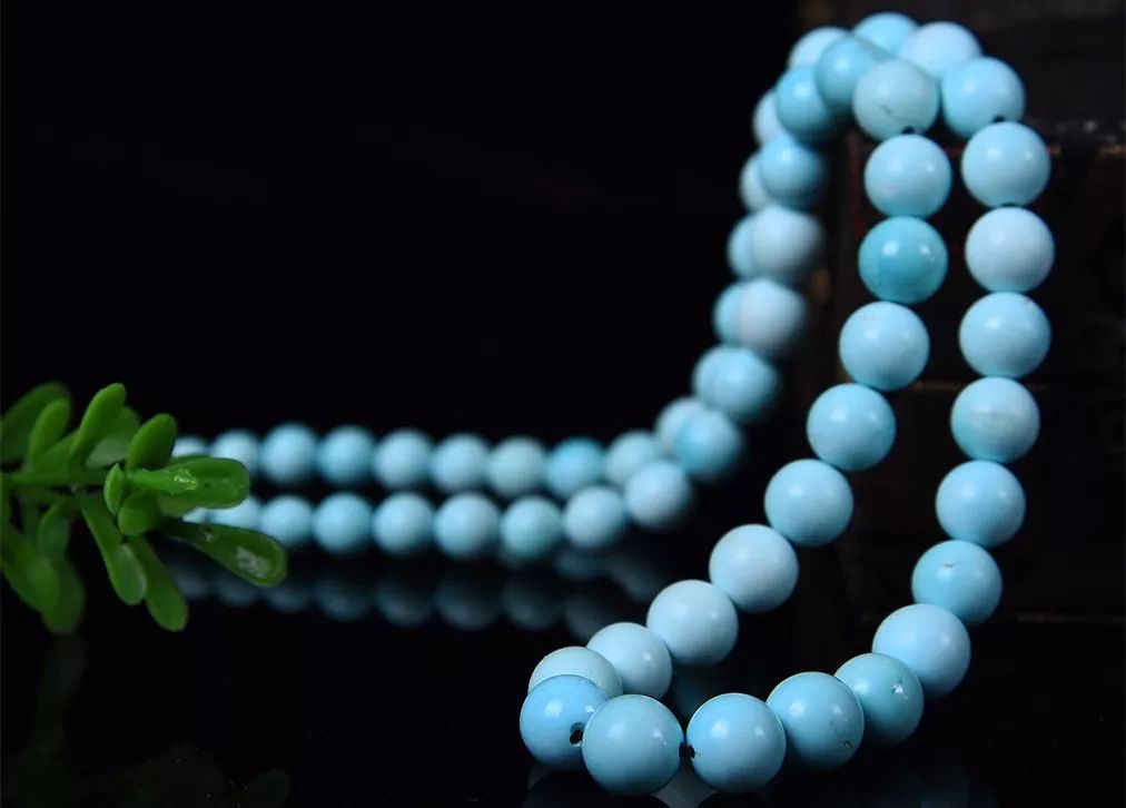 蓝色文玩有哪些品种,变色最快的五大文玩排名