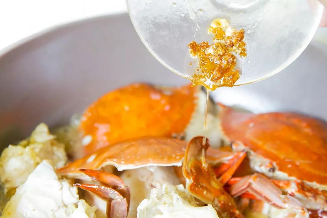 梭子蟹年糕煲做法大全家常,芋头火腿梭子蟹的做法大全