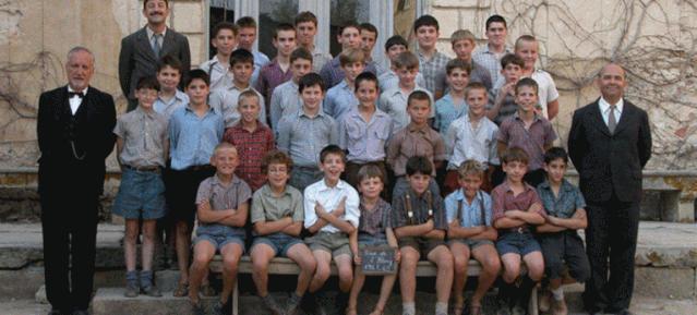 宅在家里做什么合适,适合居家生活的电影推荐