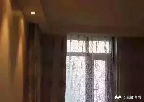 酒店被发现暗藏摄像头,情侣入住发现针孔摄像头