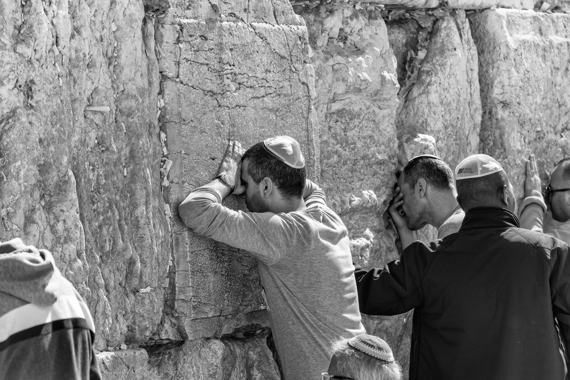 没钱没人脉犹太人思维,犹太人的赚钱能力