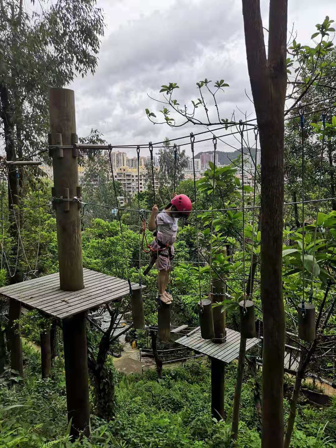 亲子户外丛林探险,原始森林亲子探险