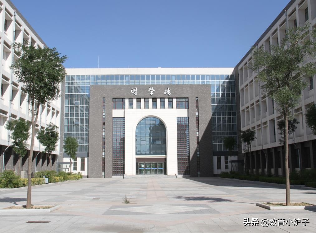 “学生一跳”带红中北大学，没想到以前那么牛，人民兵工第一校？