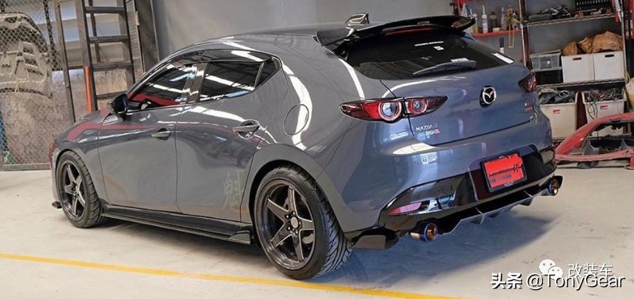 马自达3两厢版最新款,马自达3昂克赛拉两厢版