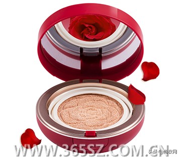 底妆还是有一些小细节要注意一下,忽视问题一定会带来更大的问题