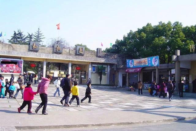 宁波荒废的老宅子,宁波最新的标志建筑