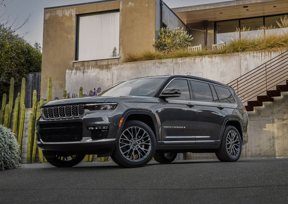 纳智捷走了,纳智捷和大切诺基哪个耗油