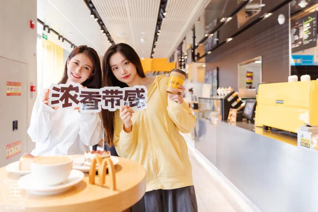 10000杯拿铁,1000杯咖啡免费喝