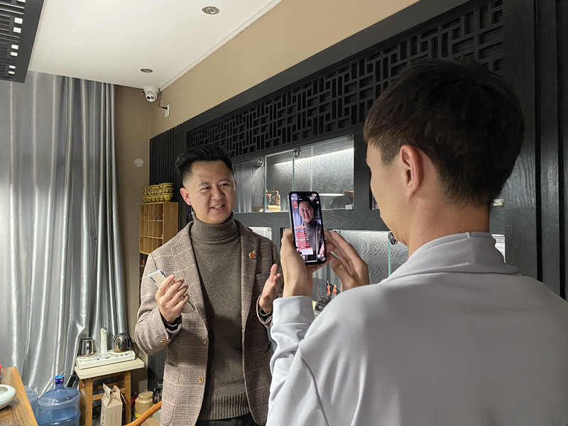 保山南红百万大拍,保山南红正品山水牌