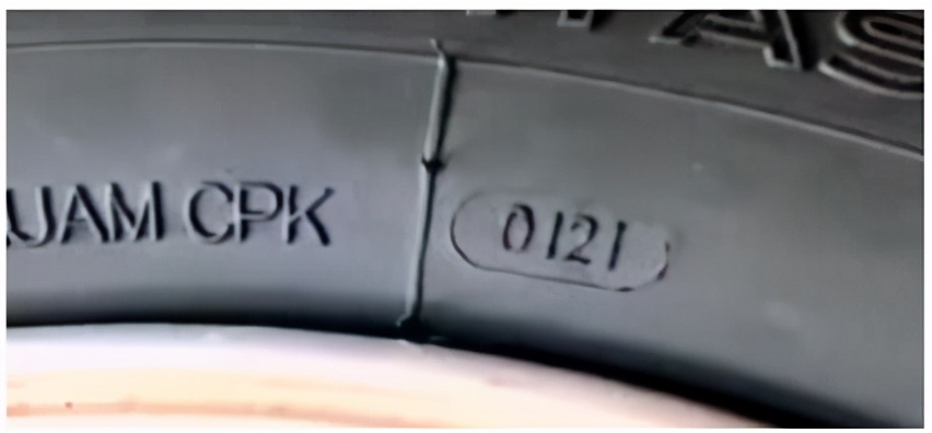 网购轮胎买到假的,网上买轮胎到店安装被偷梁换柱