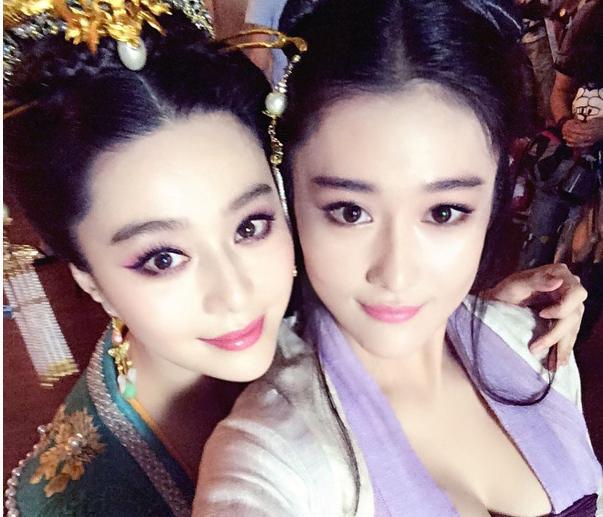 张馨予黑眼影,张馨予画技高超