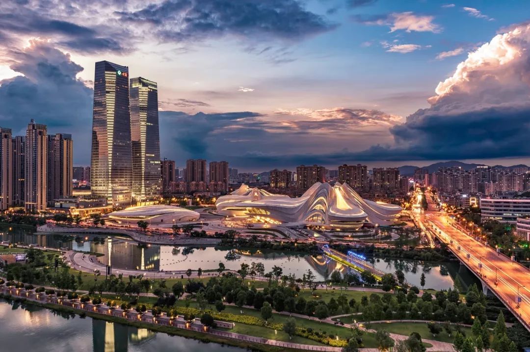 中国最早发现的ufo,中国第一个ufo