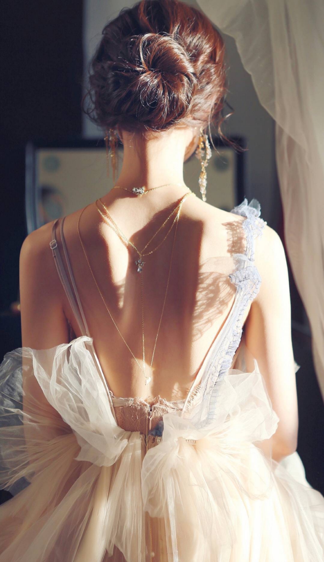 女人吃减肥药后喝水,女生吃减肥药变瘦