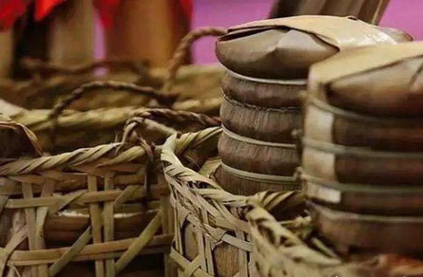 普洱茶干湿仓有什么区别和用途,普洱茶如何区分干仓或湿仓