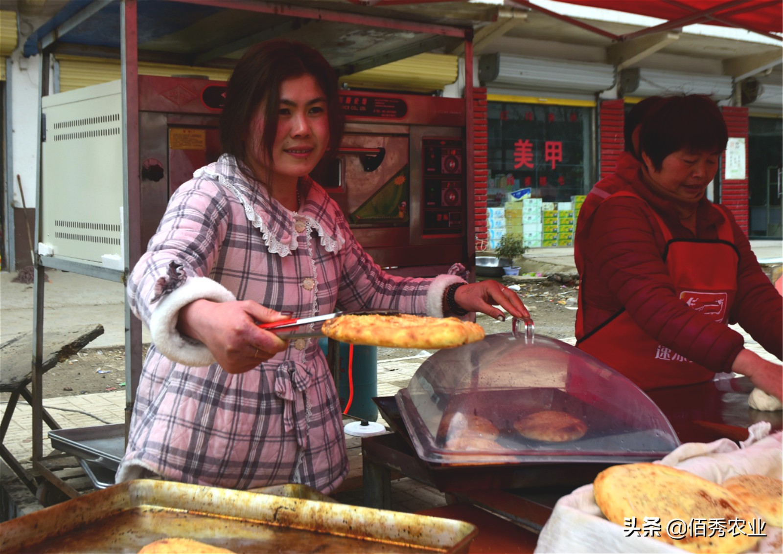 农村小生意人的生财之道，表面被人说“傻”，背地里赚大钱