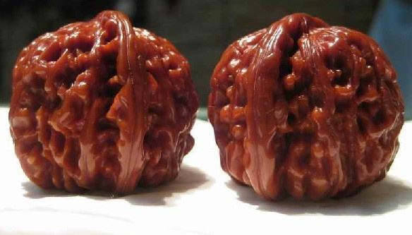 文玩核桃盘玩流程及注意事项,文玩核桃刚到手必须刷亮才能盘吗