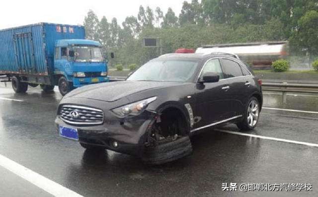 汽车断轴是什么原因引起的,汽车断轴算是大事故吗