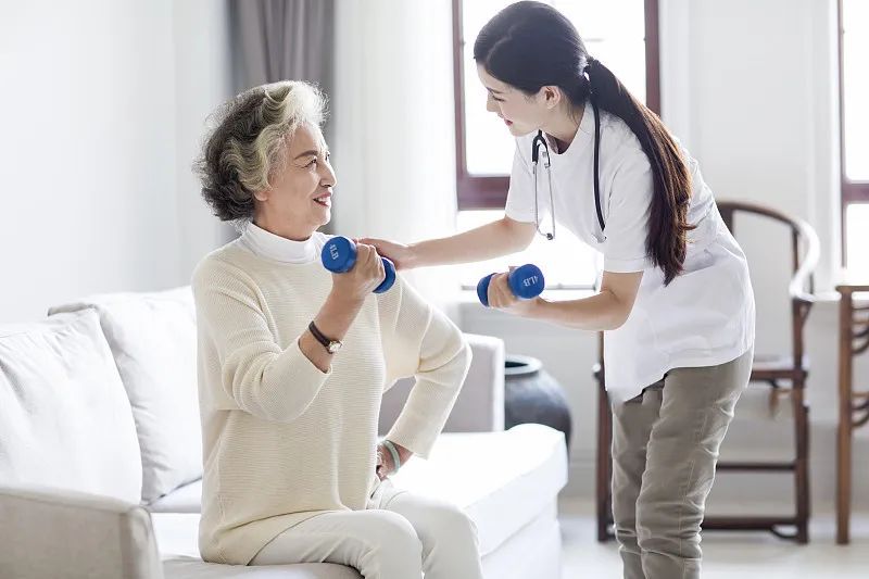 走进医专||按摩师?推拿师?NO!我们是康复治疗师(漫画版)