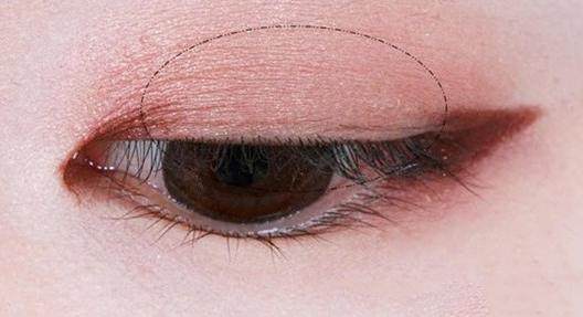 单眼皮的小姐姐,单眼皮怎么贴成欧式大双眼皮