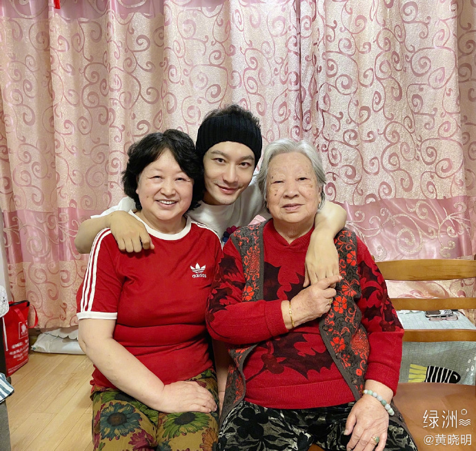 黄晓明澄清事件,angelababy为黄晓明澄清夜店视频